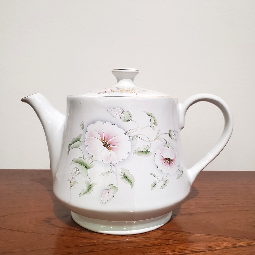 Vtg‎ Porcelain Teapot Pink Morning Glory Flowers Flat Lid Hand Painted Gold Trim